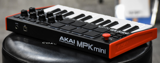 Store Special Product - Akai - MPKMINI MKIII